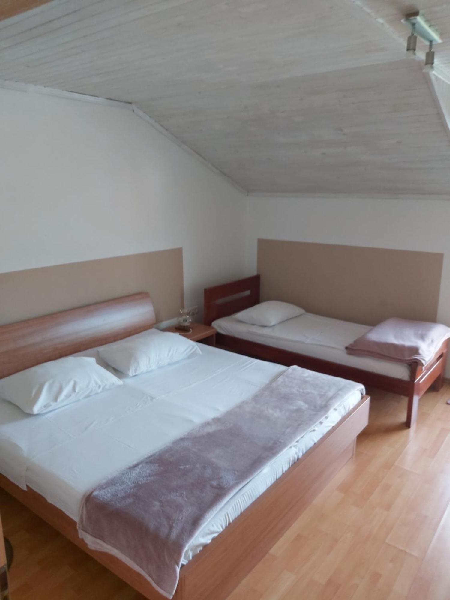 Rooms Zagon Postojna Εξωτερικό φωτογραφία