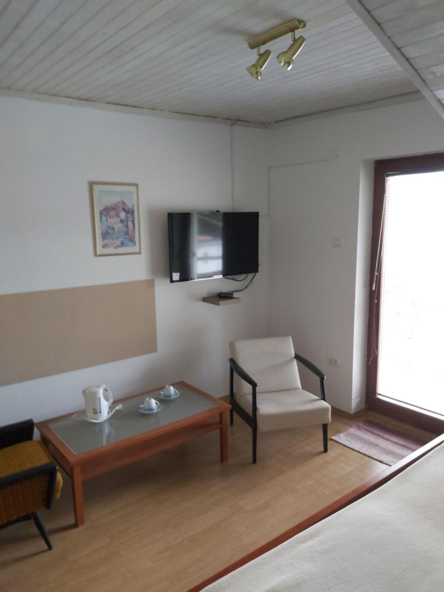 Rooms Zagon Postojna Εξωτερικό φωτογραφία