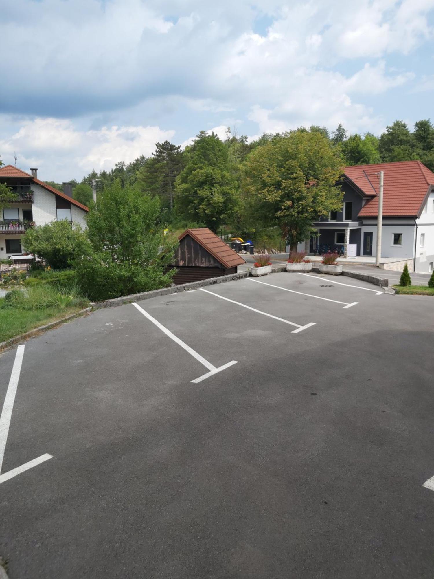 Rooms Zagon Postojna Εξωτερικό φωτογραφία